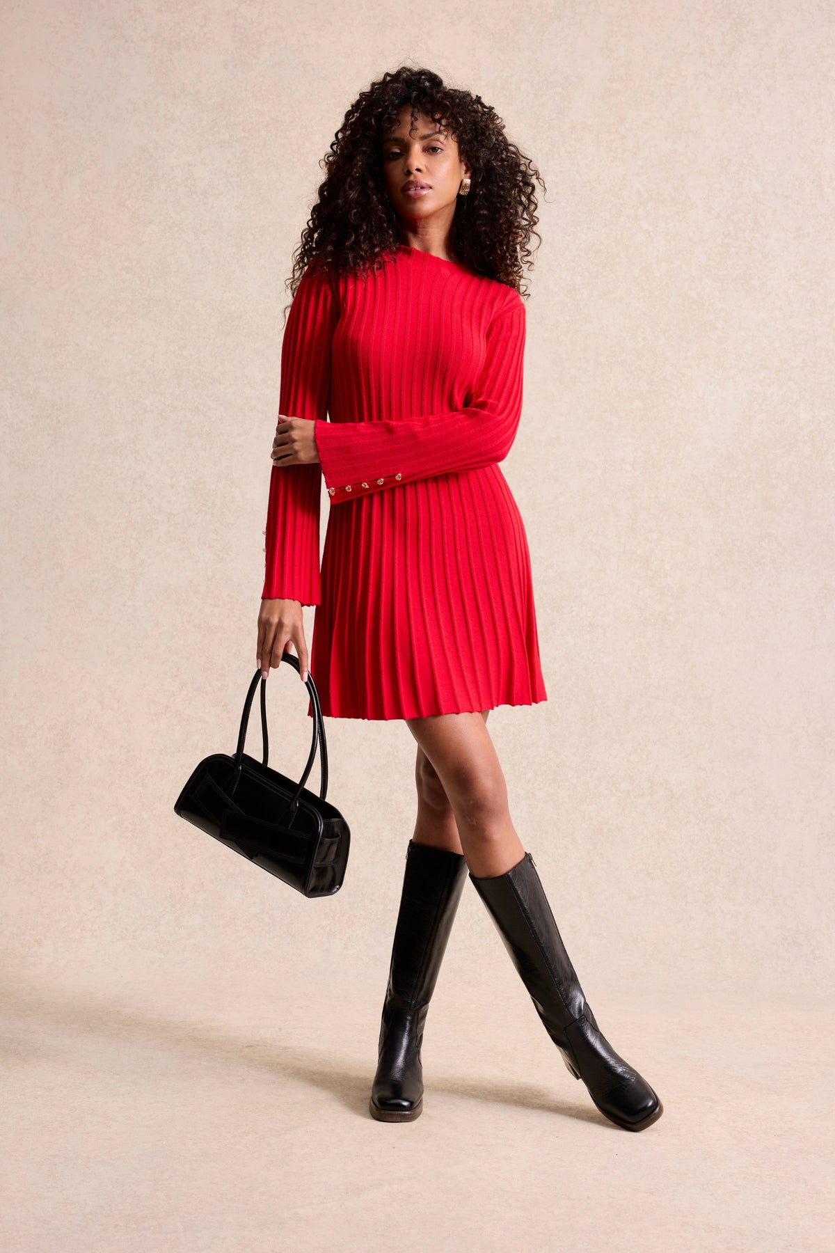 Robe courte en maille côtelée rouge