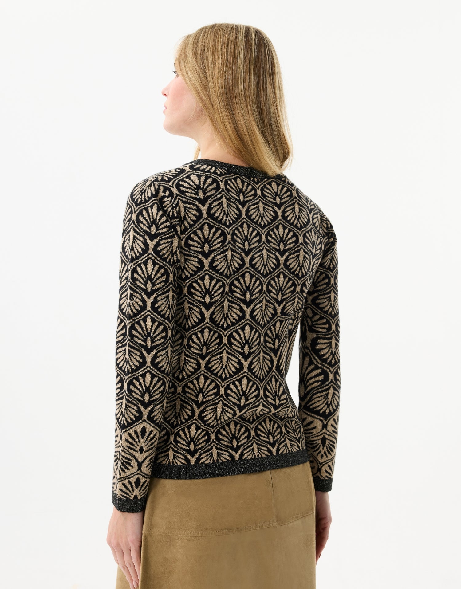 Pull jacquard met gouden knopen