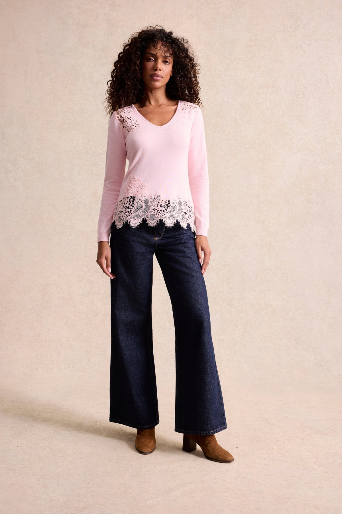 Pull en maille à dentelle rose