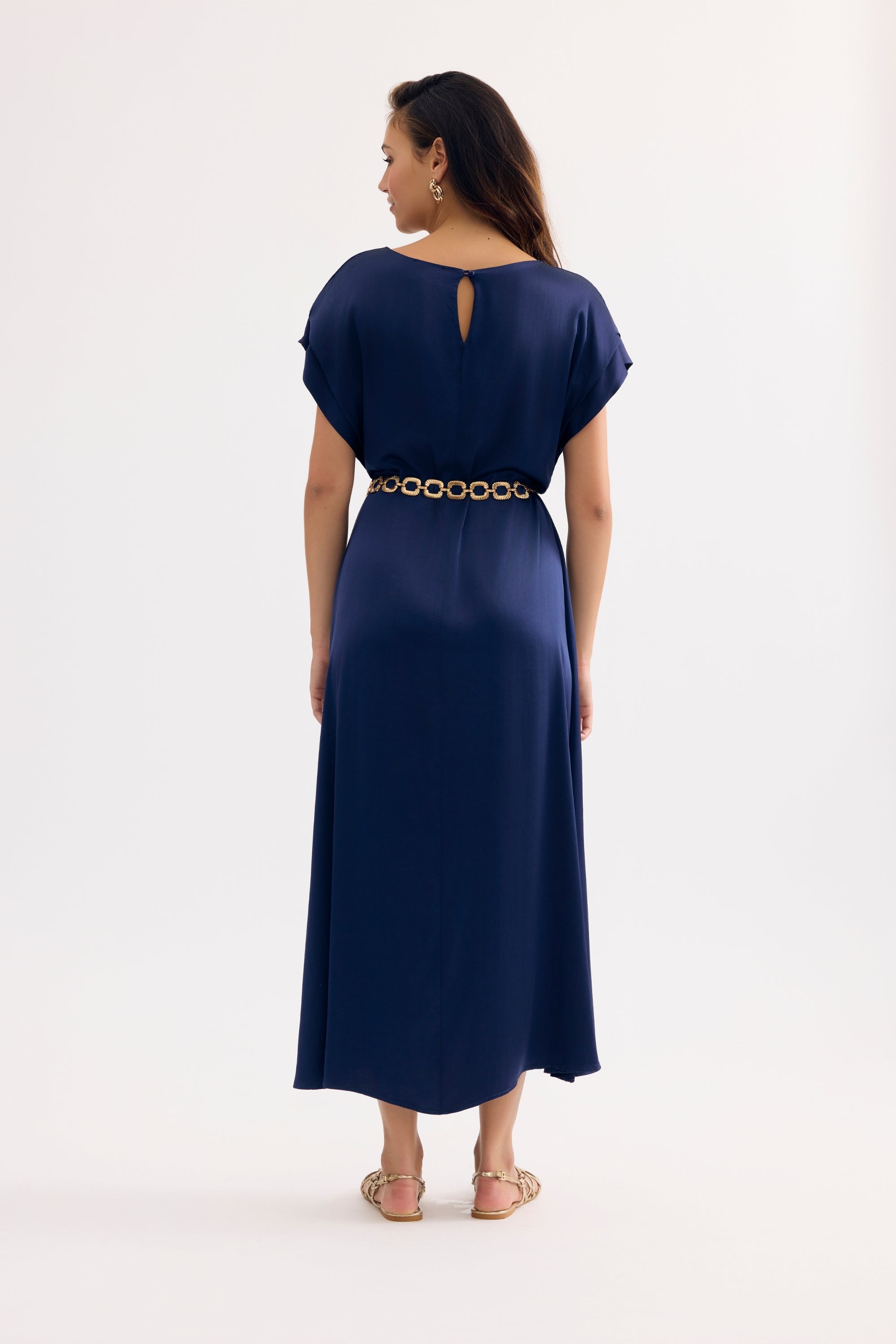 Robe longue fluide ceinturée marine