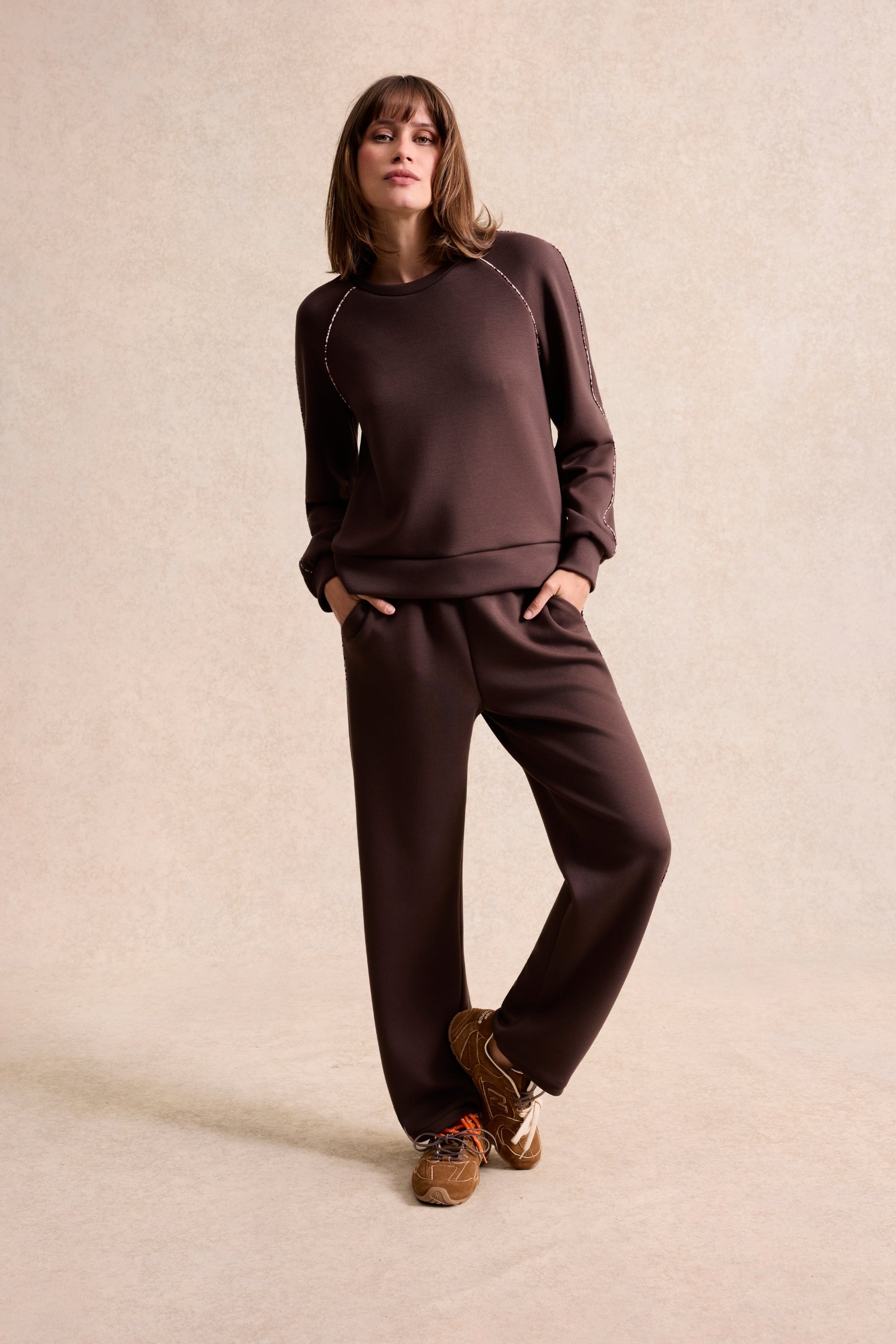 Sweatshirt marron détails brillants