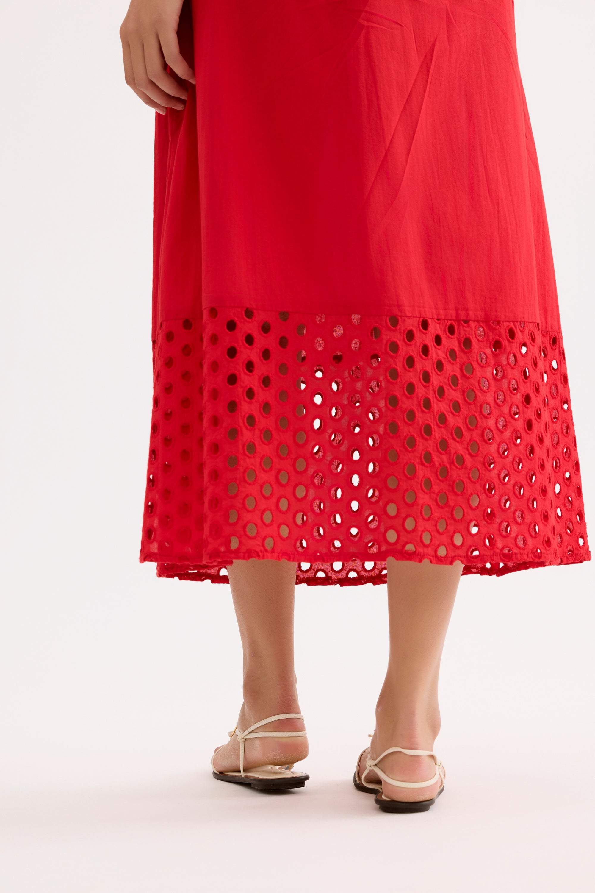 Jupe midi ajourée fluide rouge
