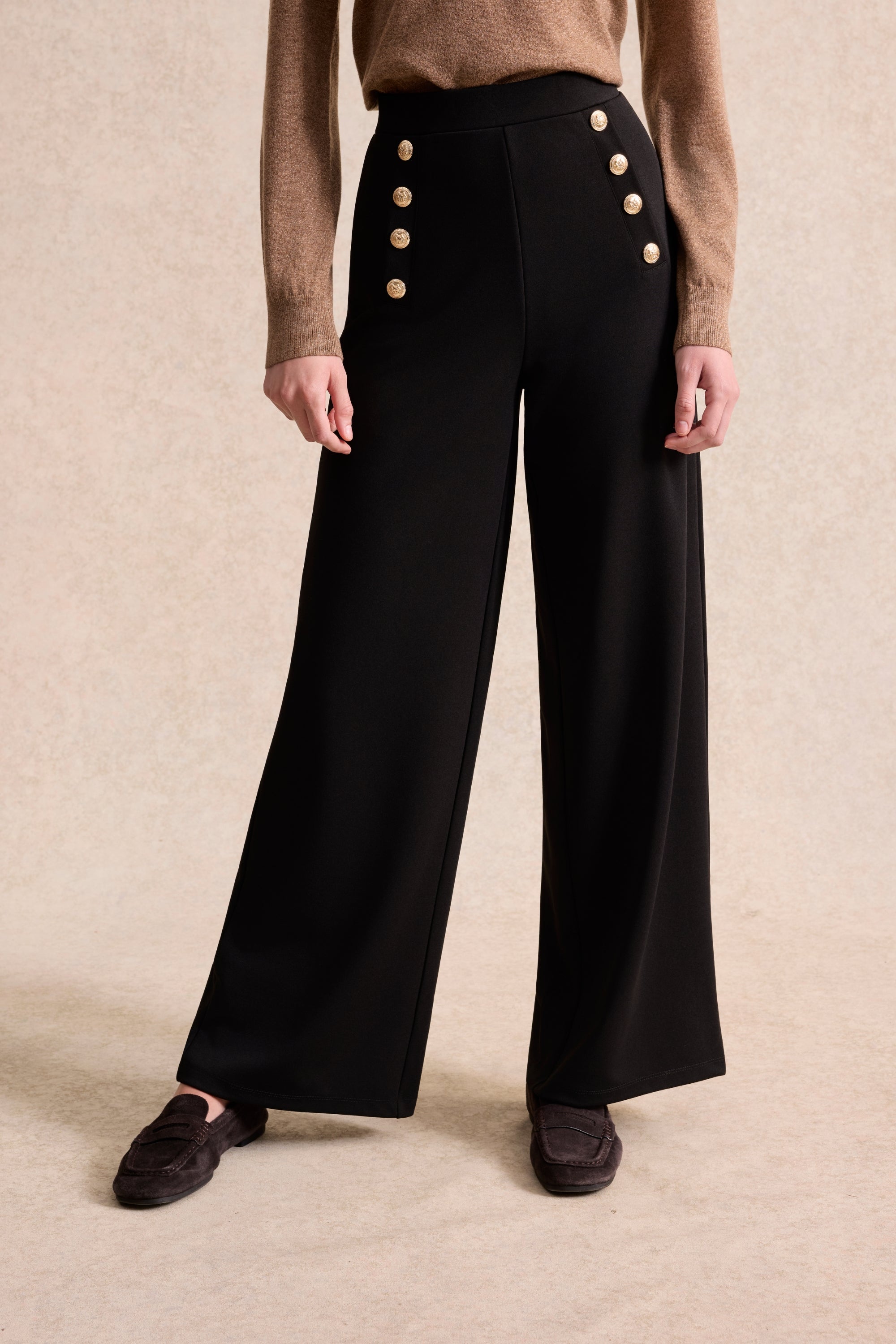 Pantalon large taille haute à boutons dorés