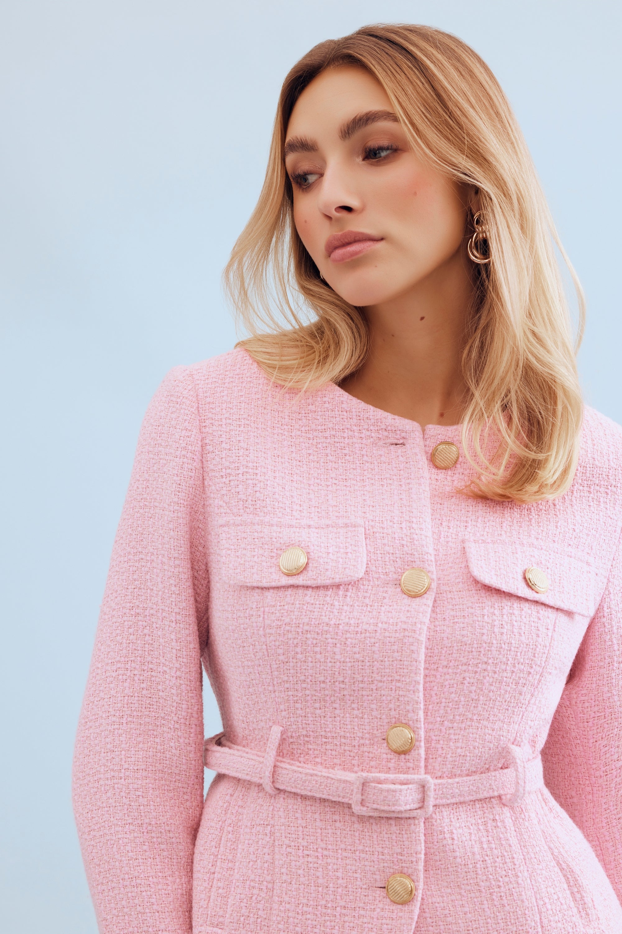 Veste élégante ceinturée rose