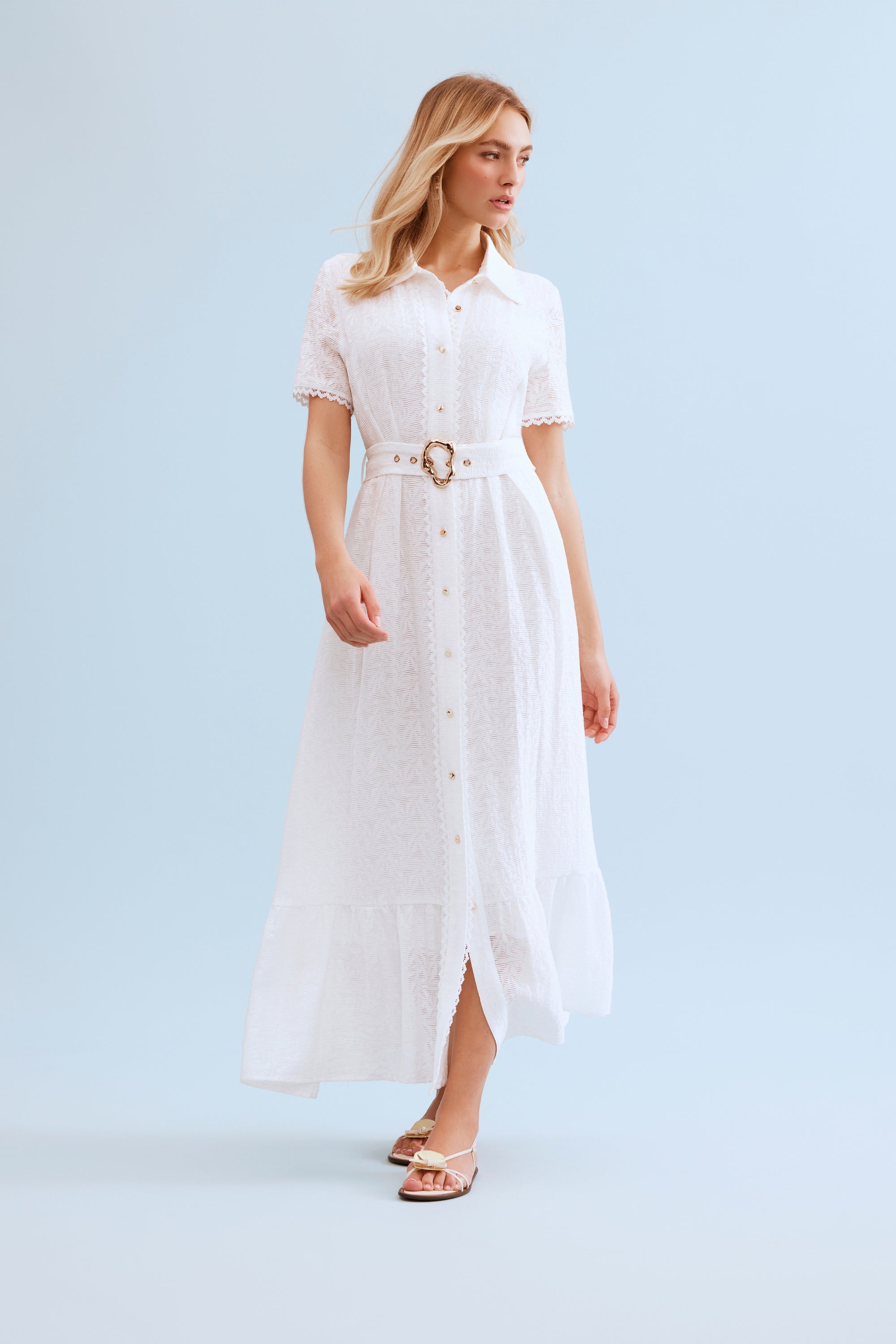 Robe longue chemise ceinturée