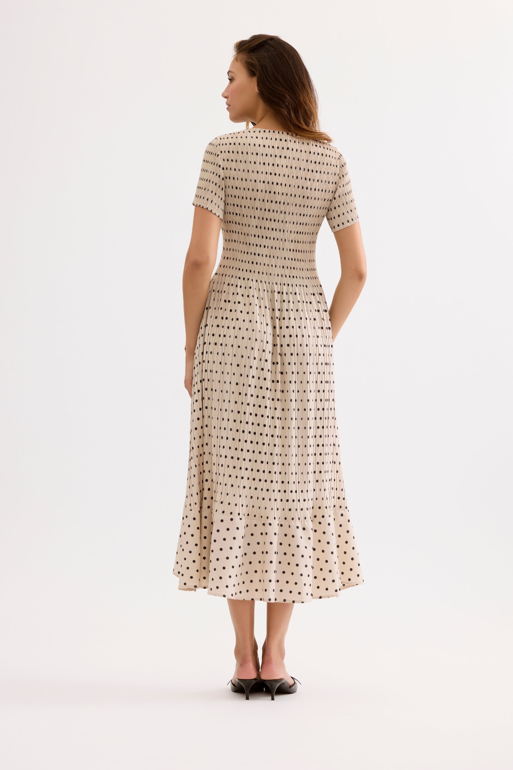 Robe midi fluide imprimé pois beige