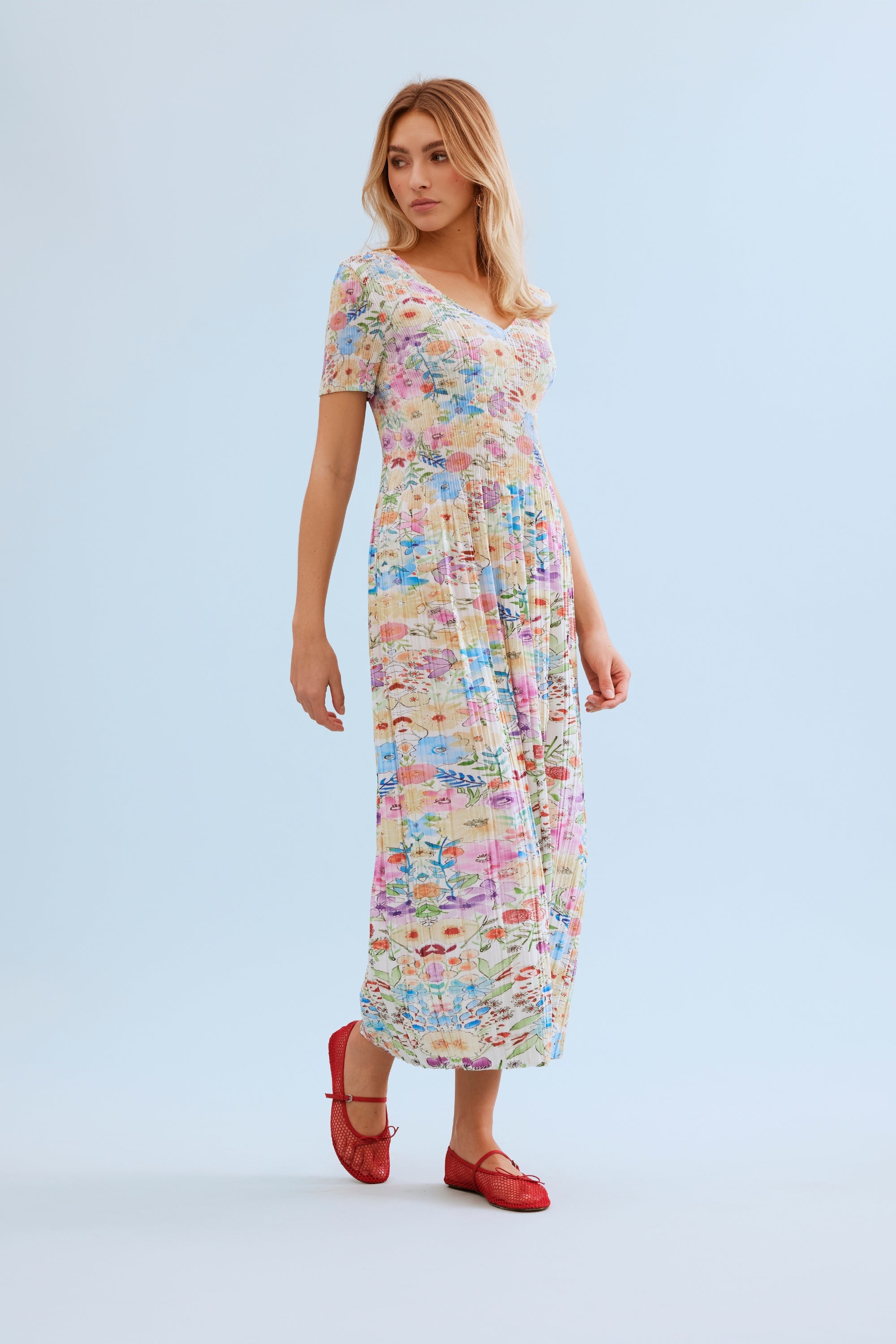 Robe midi plissée imprimée fleurs pastel