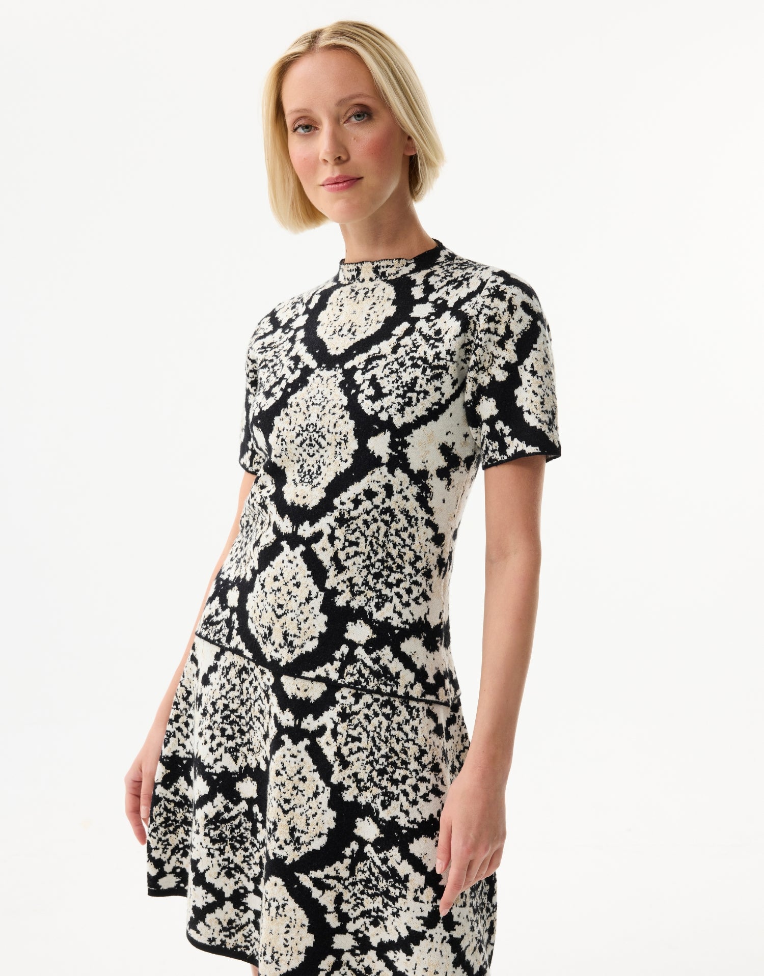 Top à motif graphique texturé