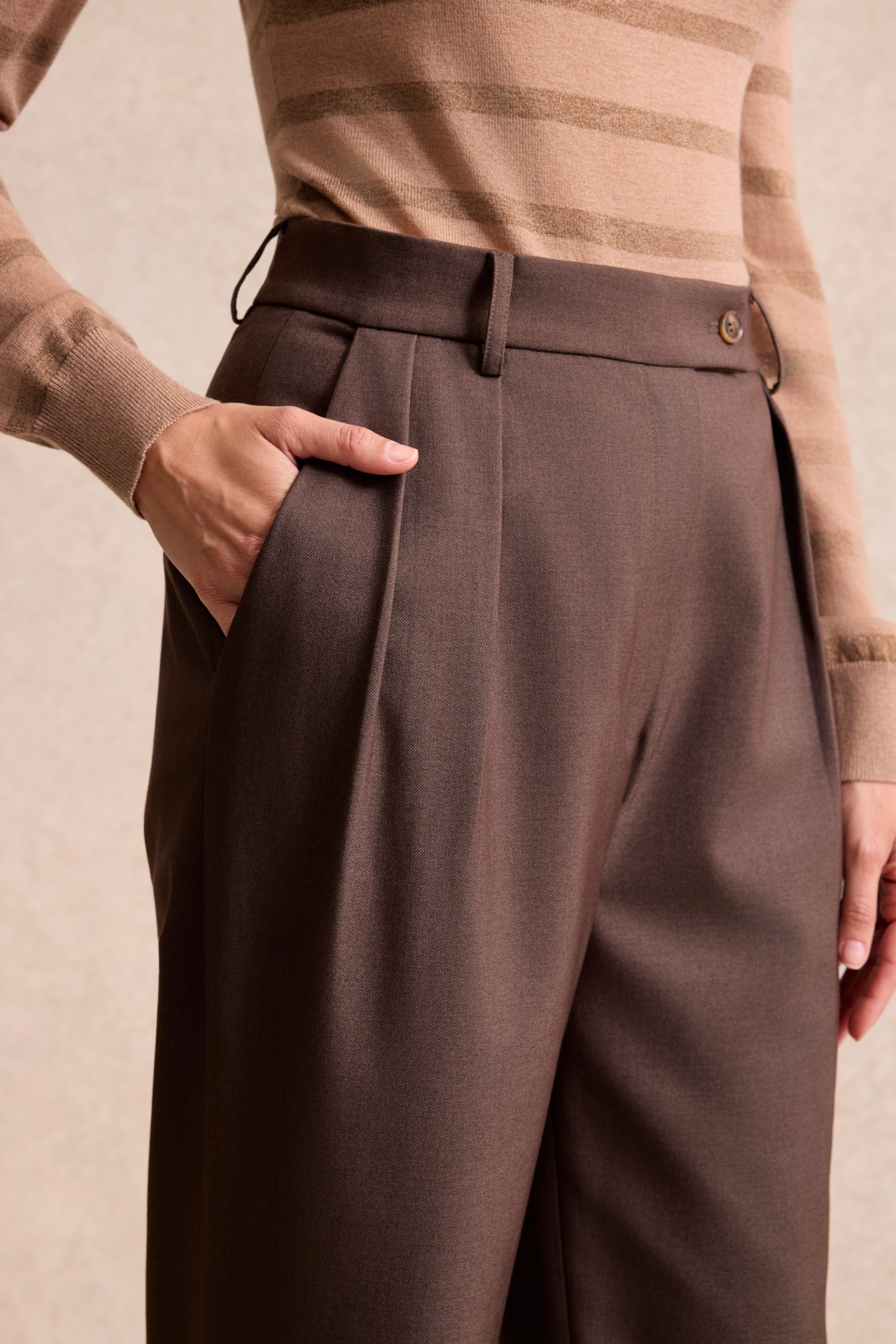 Pantalon droit taille haute taupe
