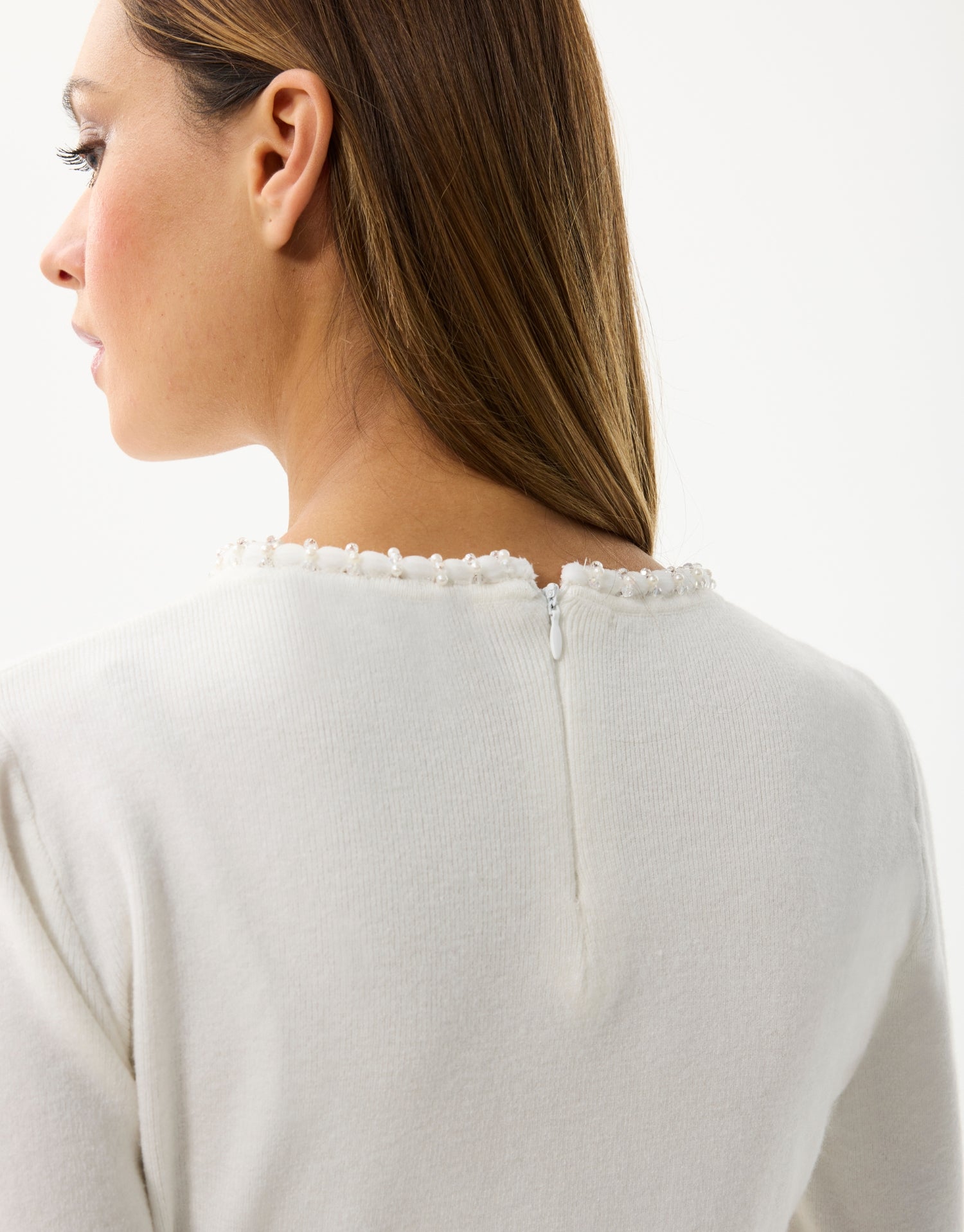 Robe maille élégante écru