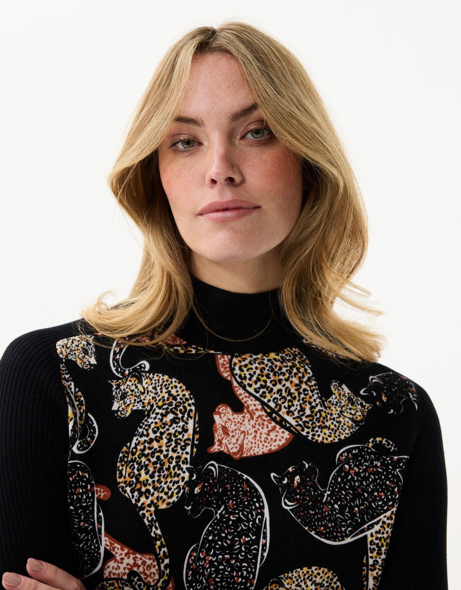 Pull col montant imprimé léopard