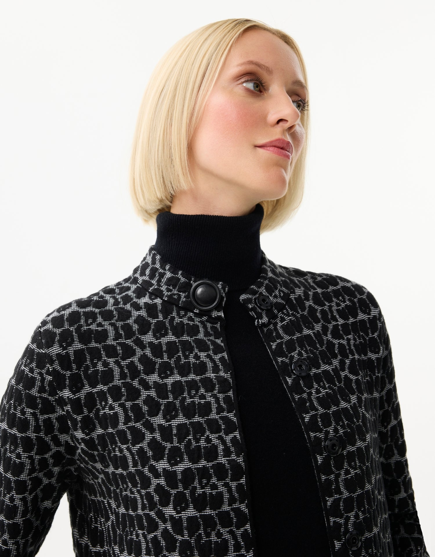 Veste longue à motif jacquard noir et gris