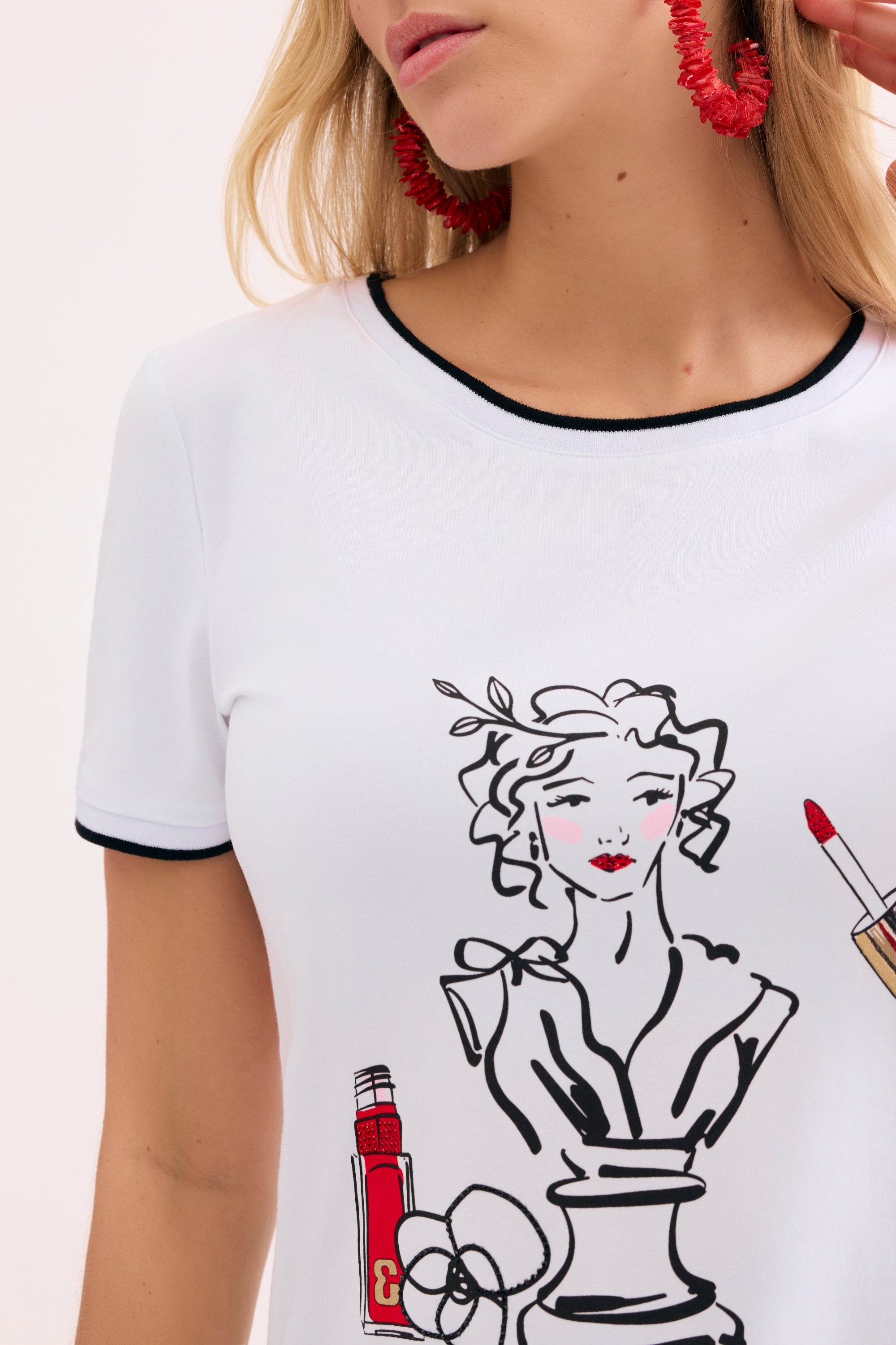 T-shirt imprimé visage artistique