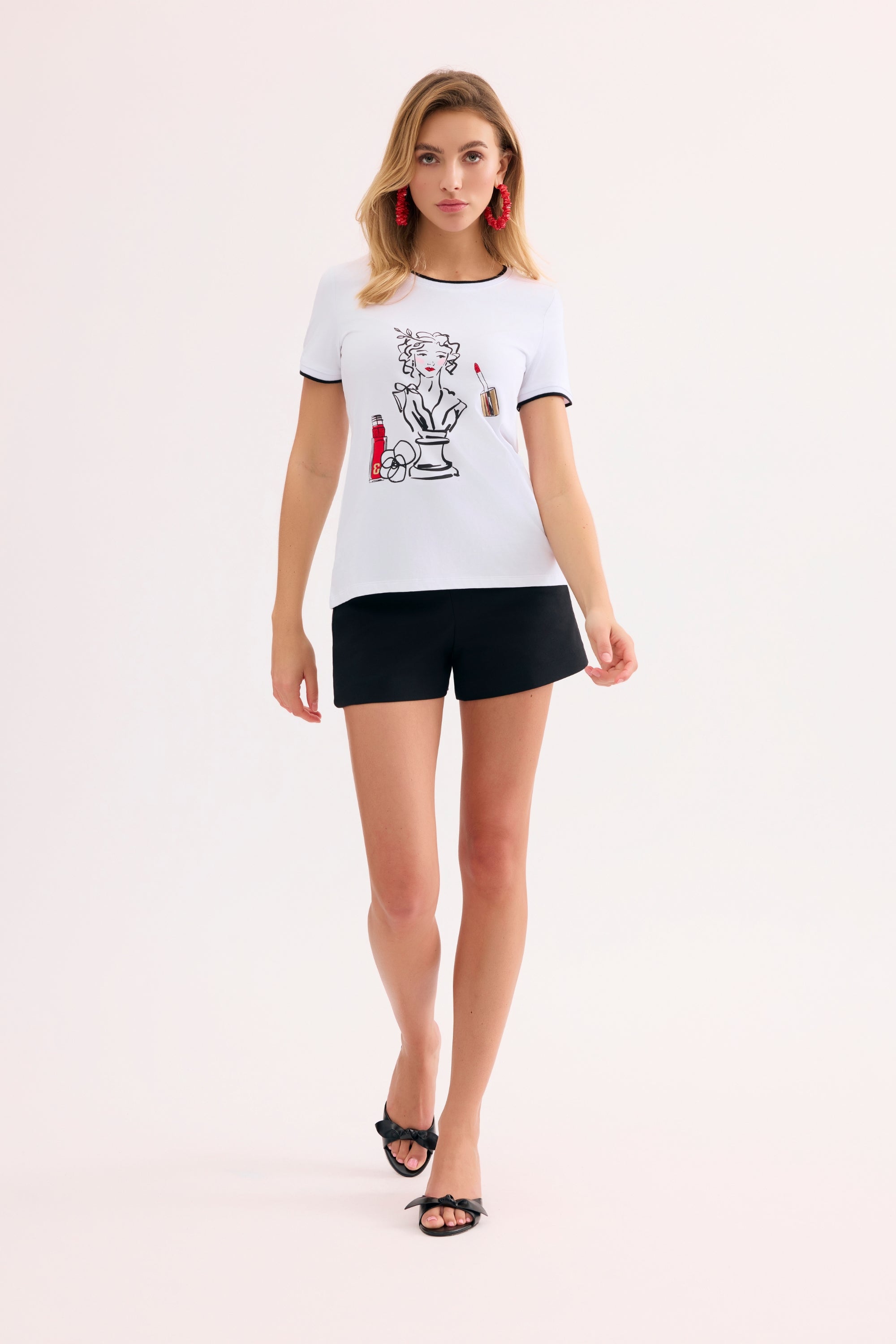 T-shirt imprimé visage artistique