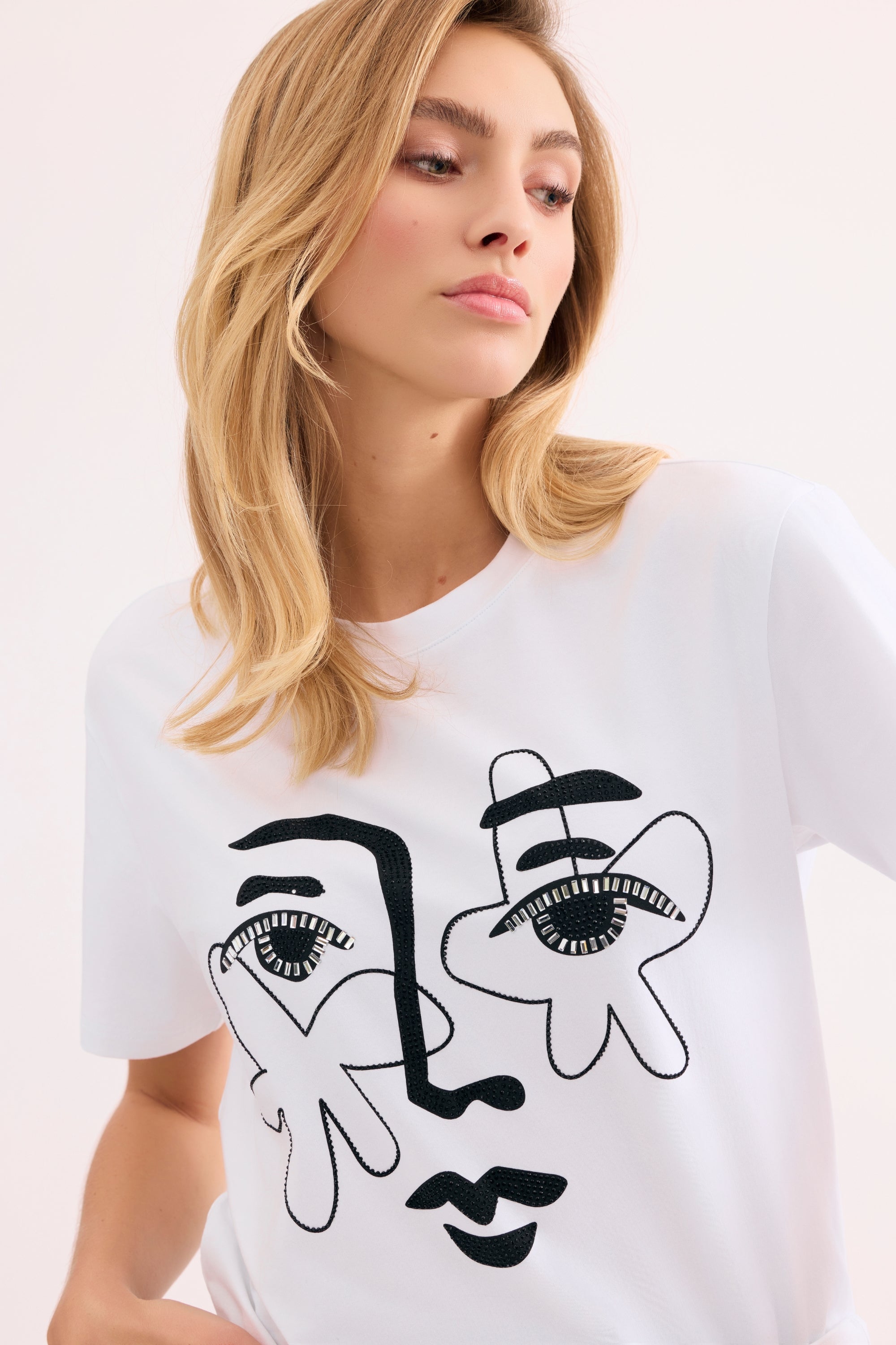 T-shirt visage graphique noir
