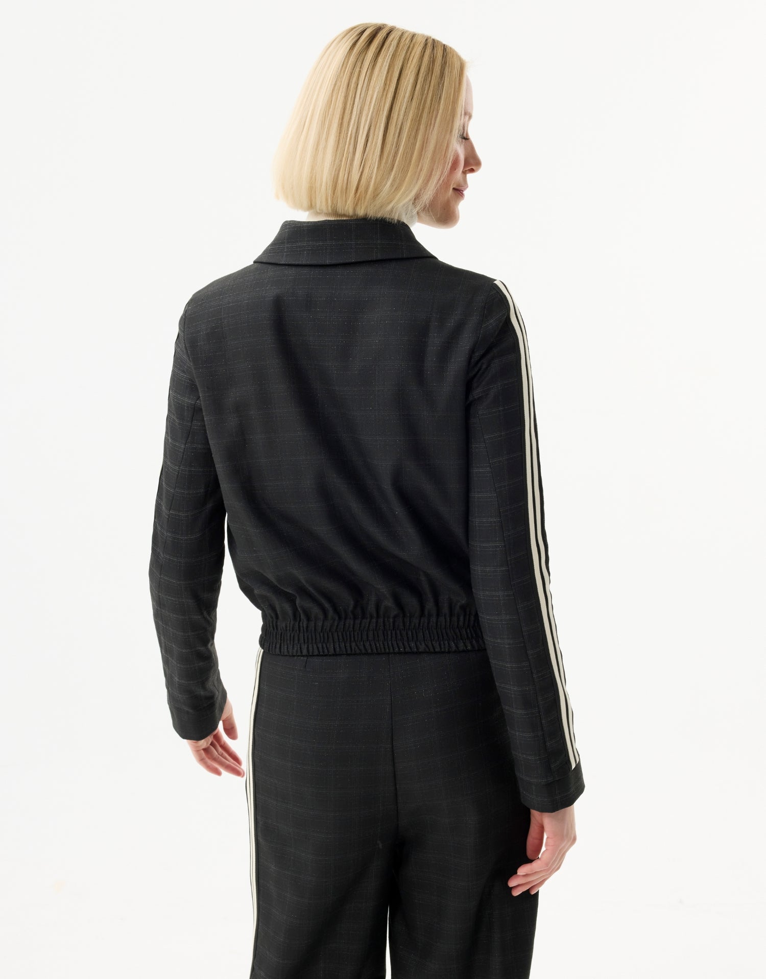 Veste zippée à carreaux discrets