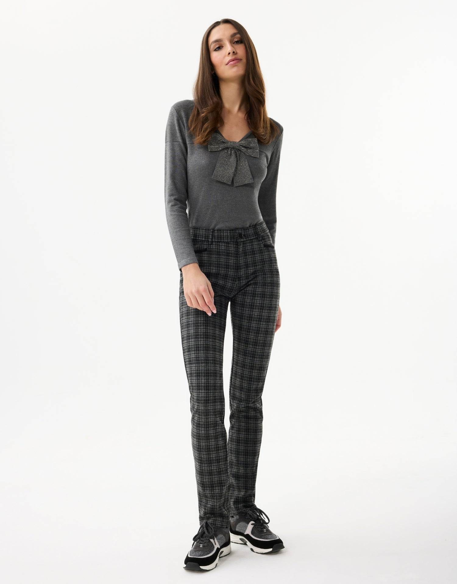 Straight cut checkered pants