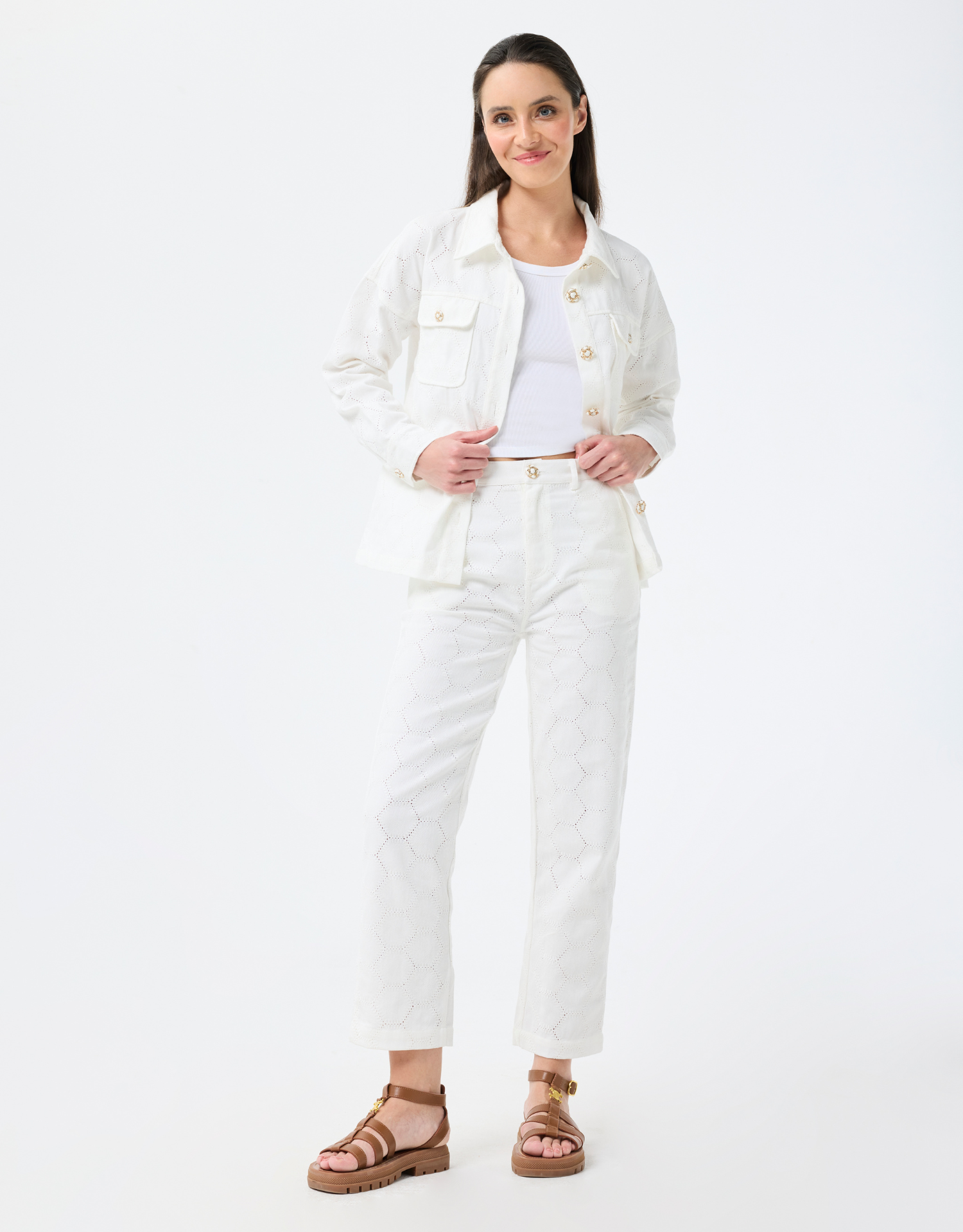 pantalon esmée ecru en 100% coton, coupe structurée et ajustée, vêtement femme