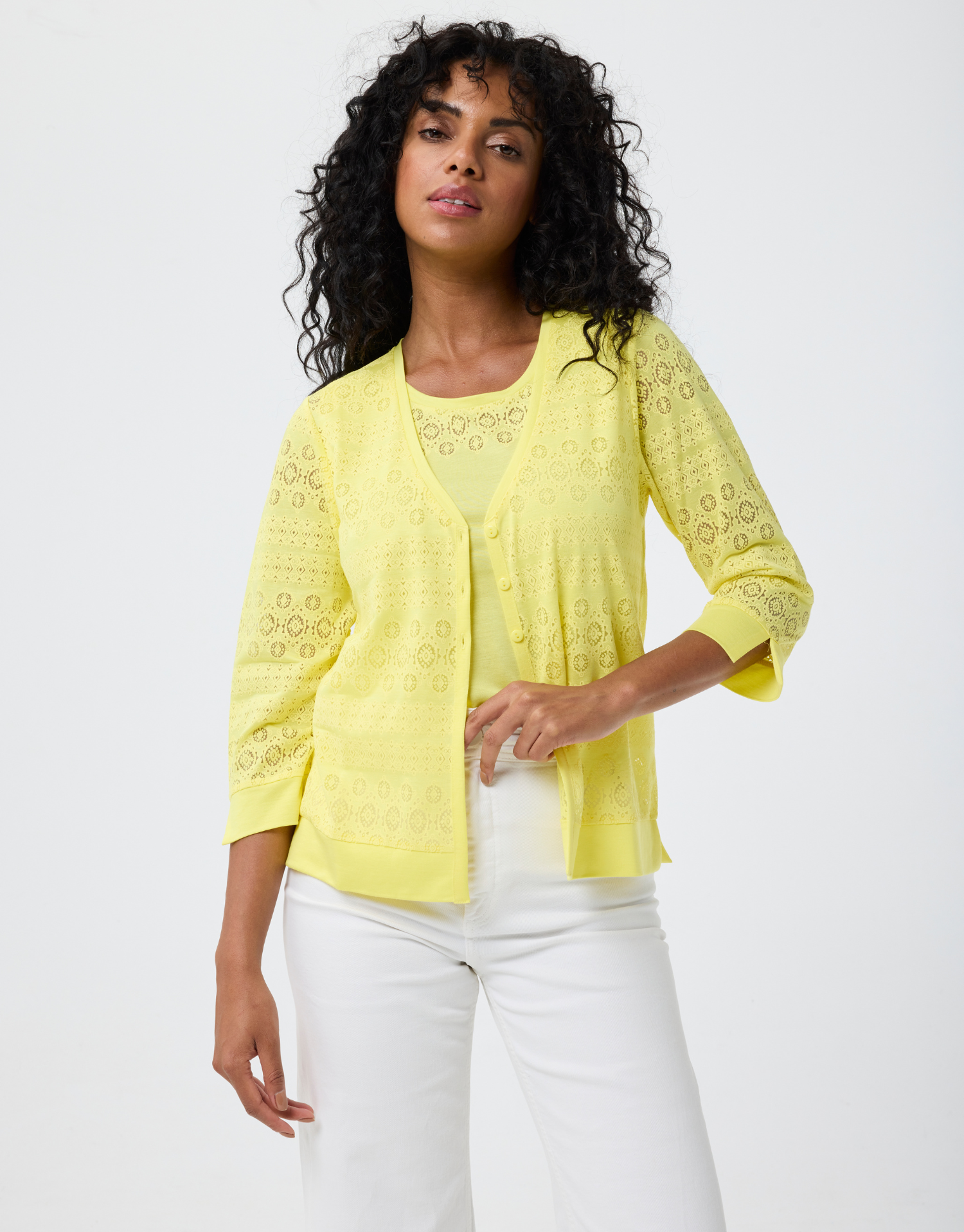 Colorful embroidered twin-set