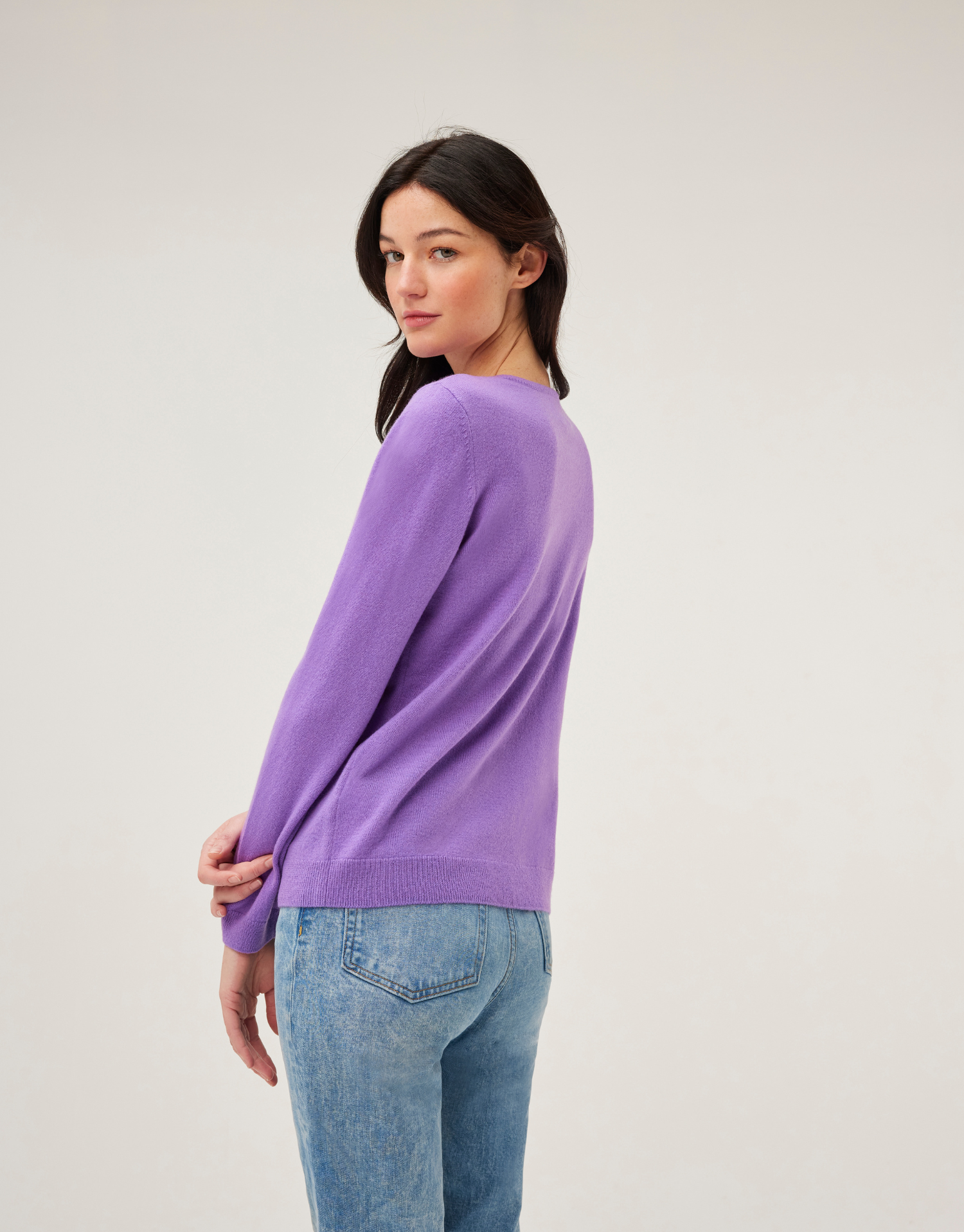 pull-selena-violet-3