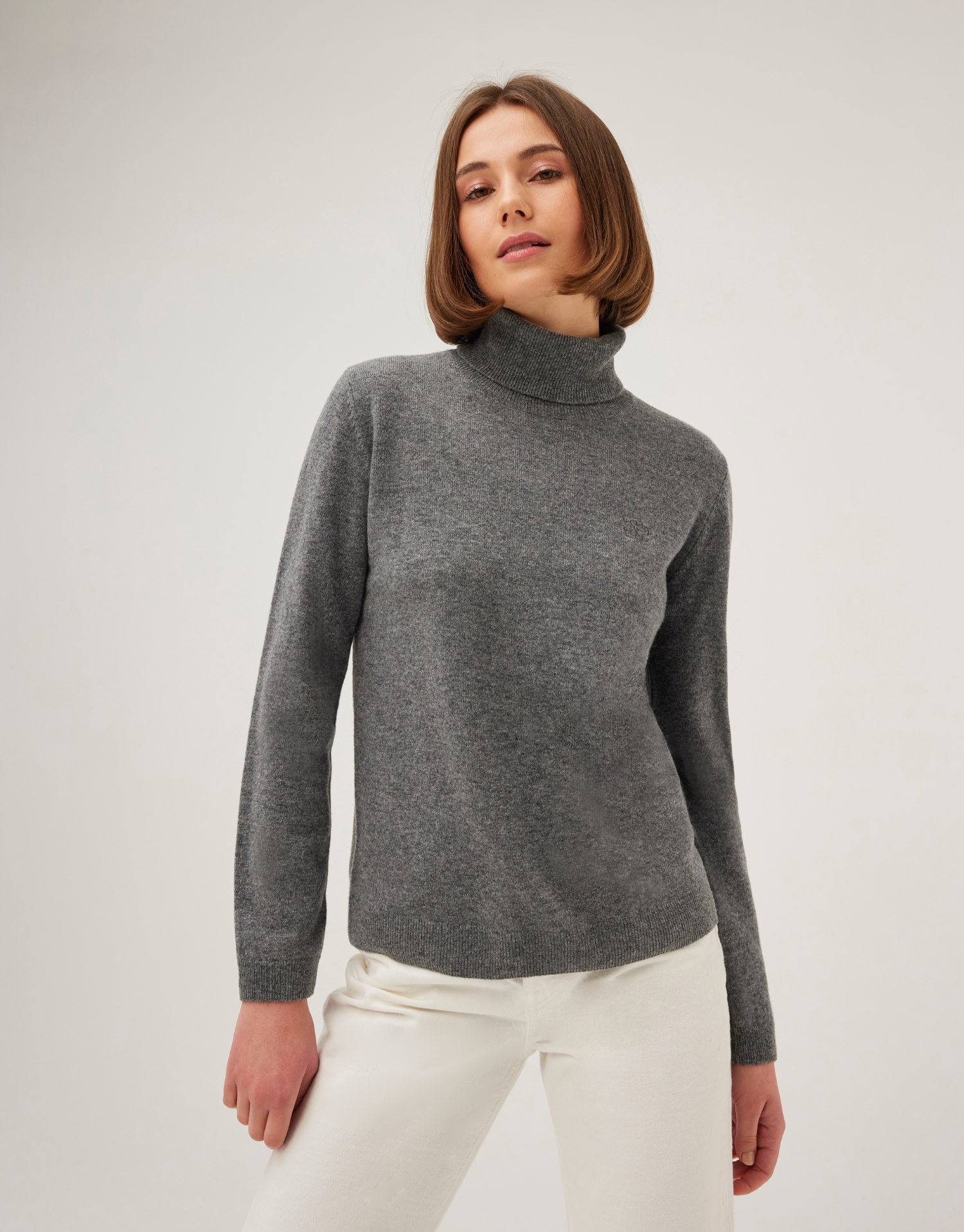 pull-tessa-gris-1