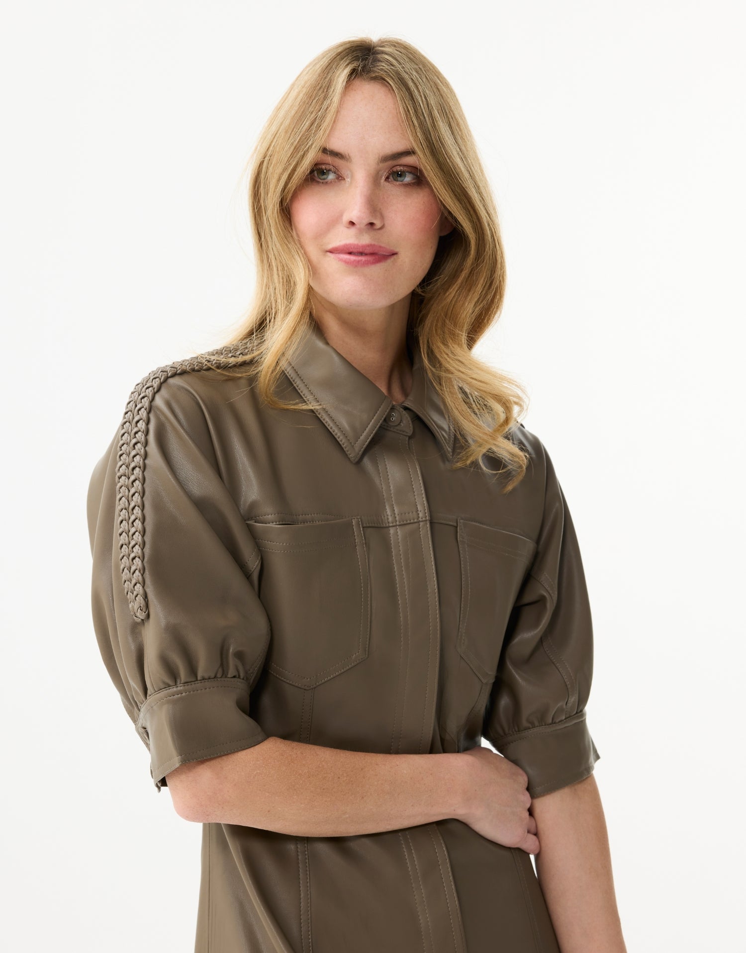 Robe en simili cuir taupe