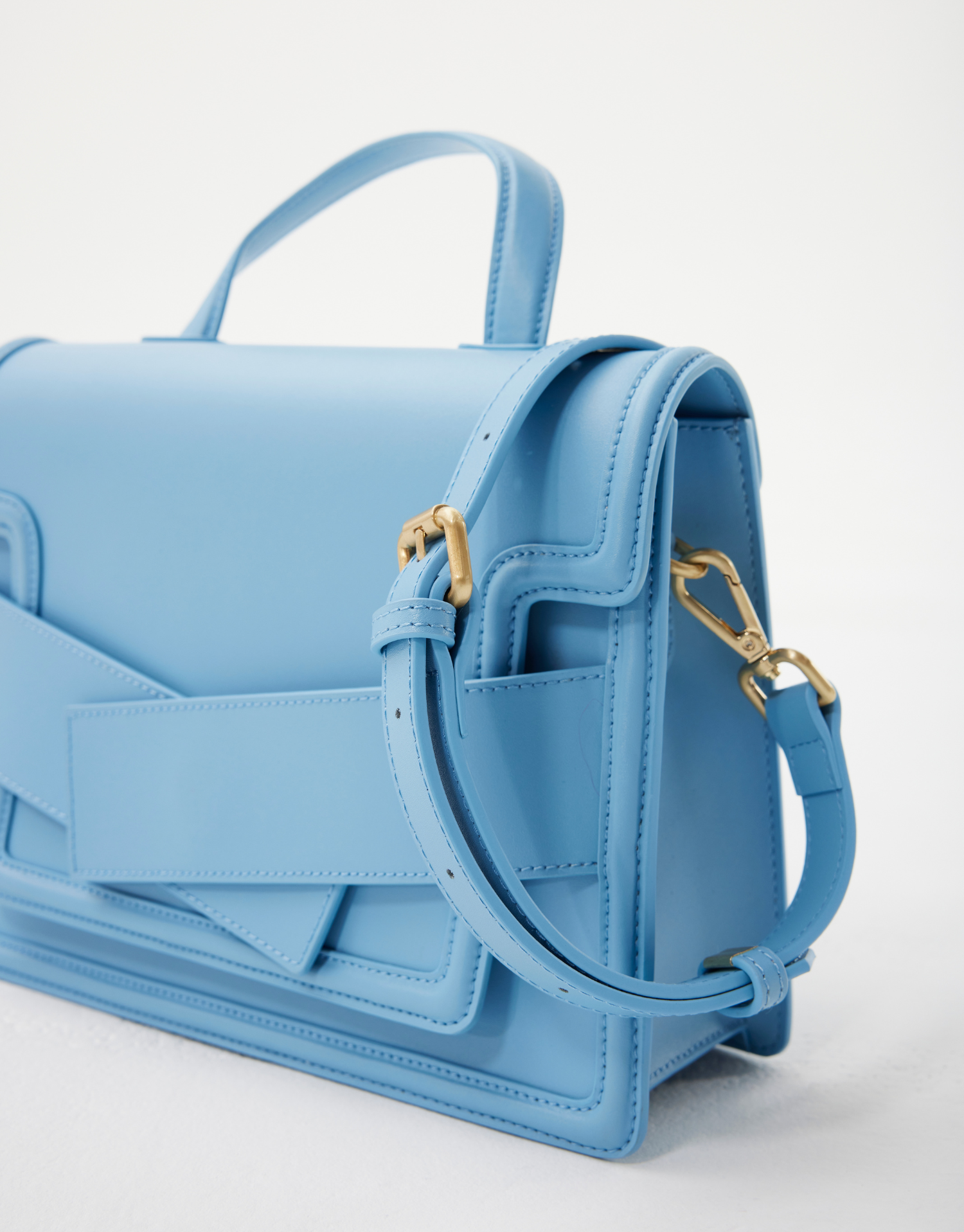 sac-leo-cuir-bleu-ciel-2