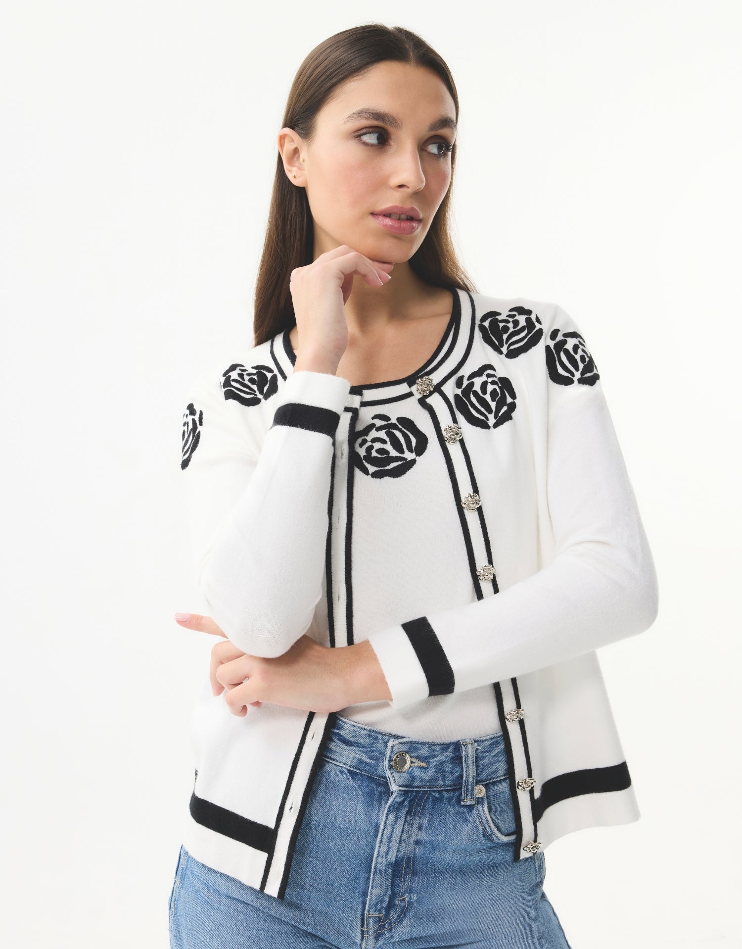 Twin-set noir à motifs roses ecru